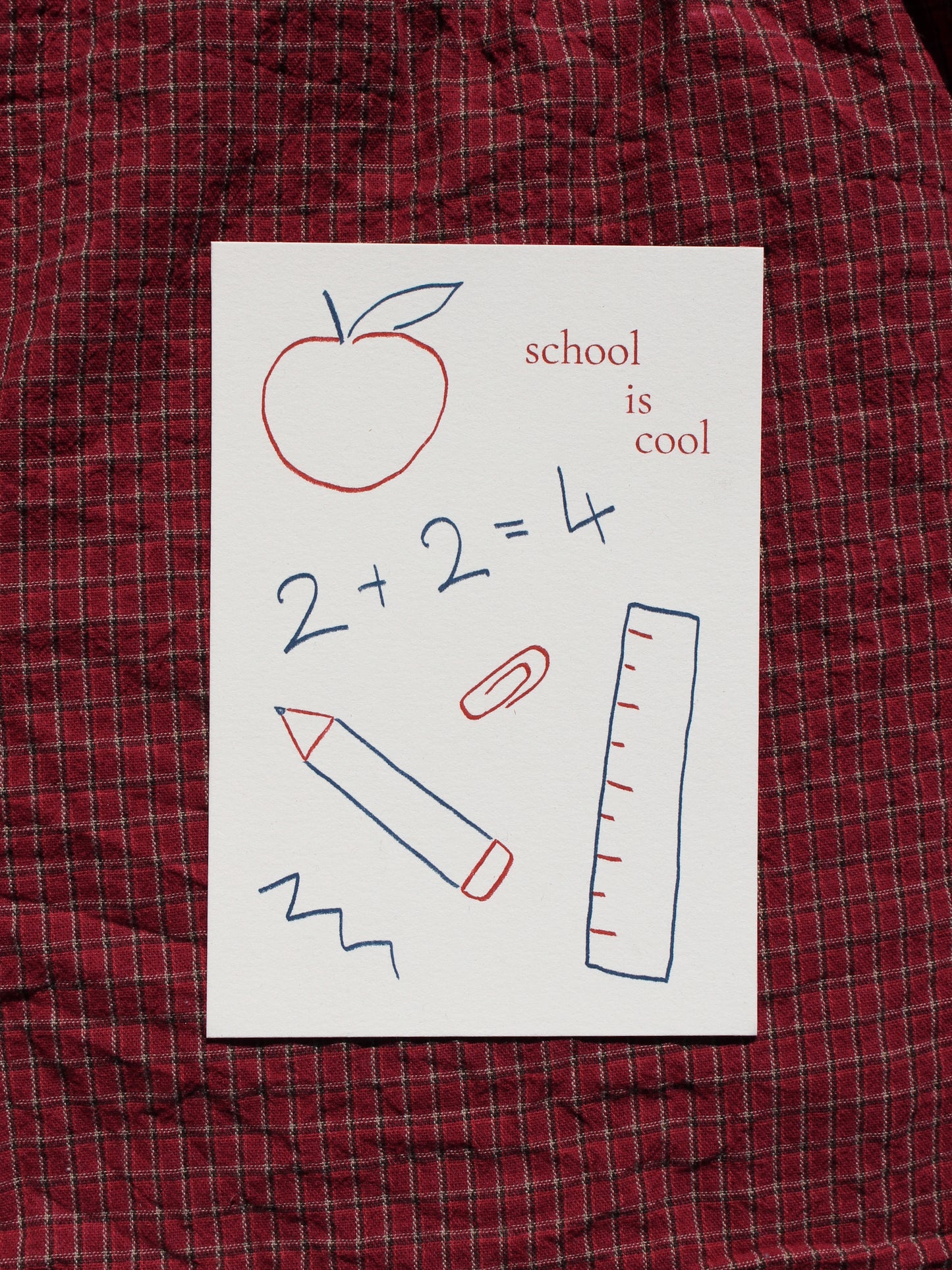 Postkarte 'school is cool 2+2=4' (Risographie)